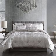 Turin Crinkled Velvet 7-piece Comforter Set - King, Silver